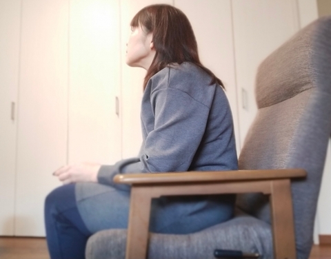 猫背のイメージ