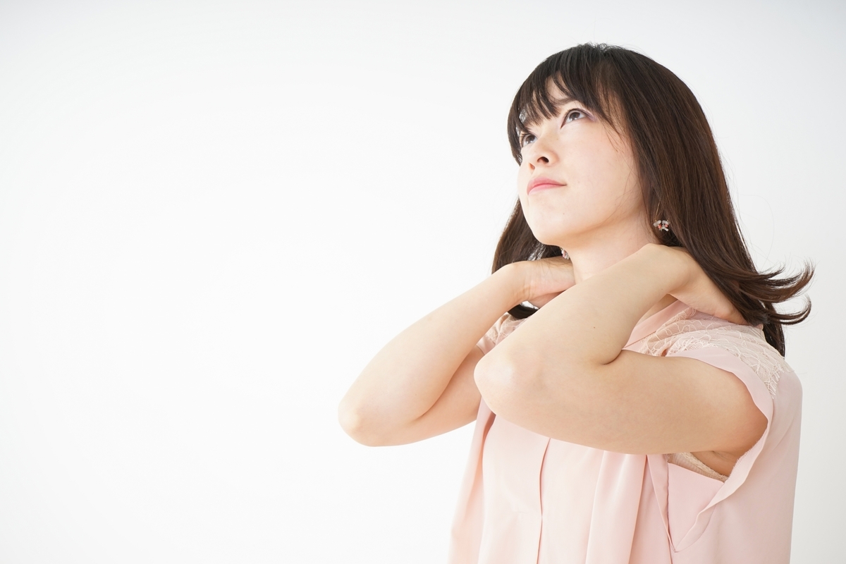 肩のマッサージ